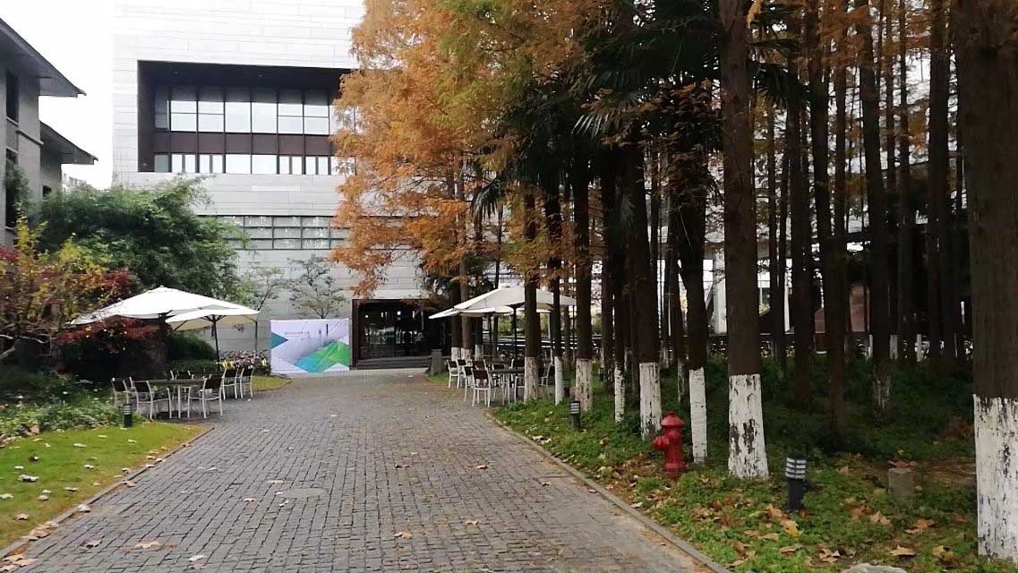 2.jpg 2.jpg